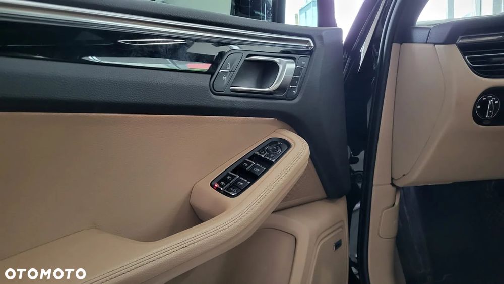 Porsche Macan - 7