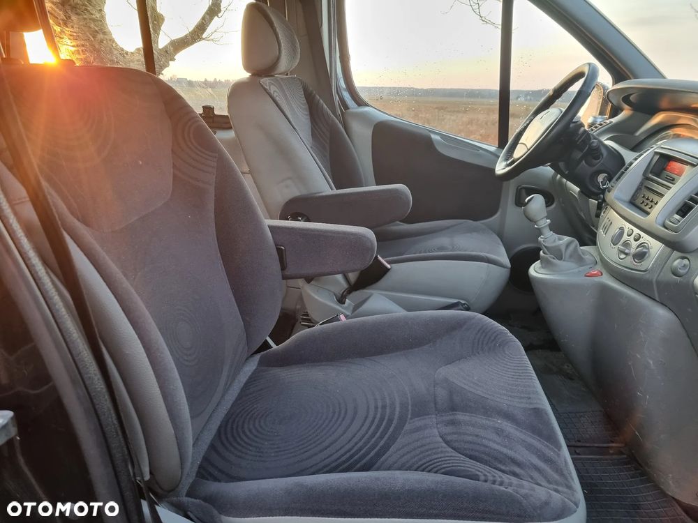 Renault Trafic L1H1 Passenger Lux - 13