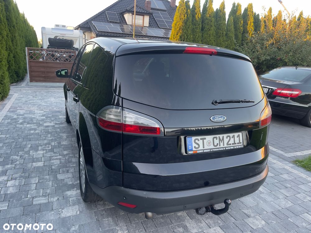 Ford S-Max - 31