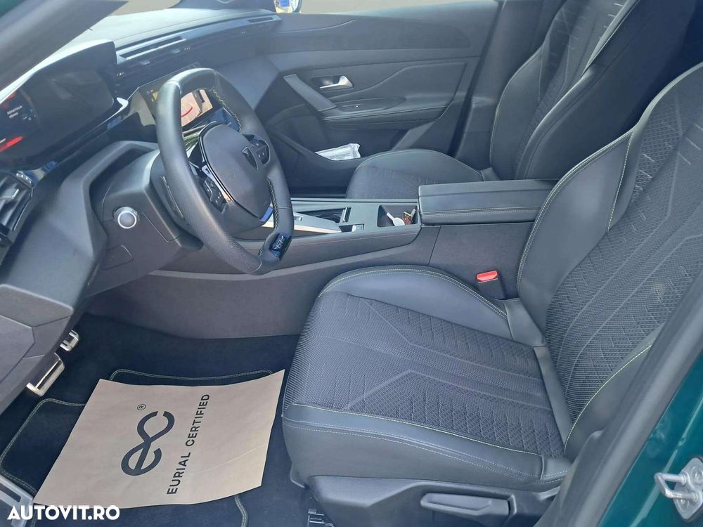 Peugeot 308 1.2L e-DCS6 MHEV GT - 8
