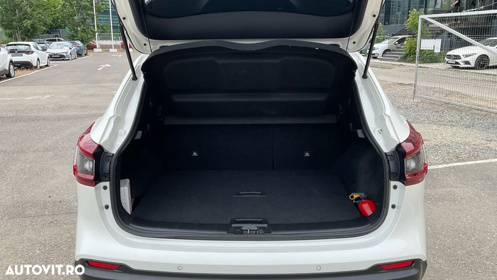 Nissan Qashqai - 11