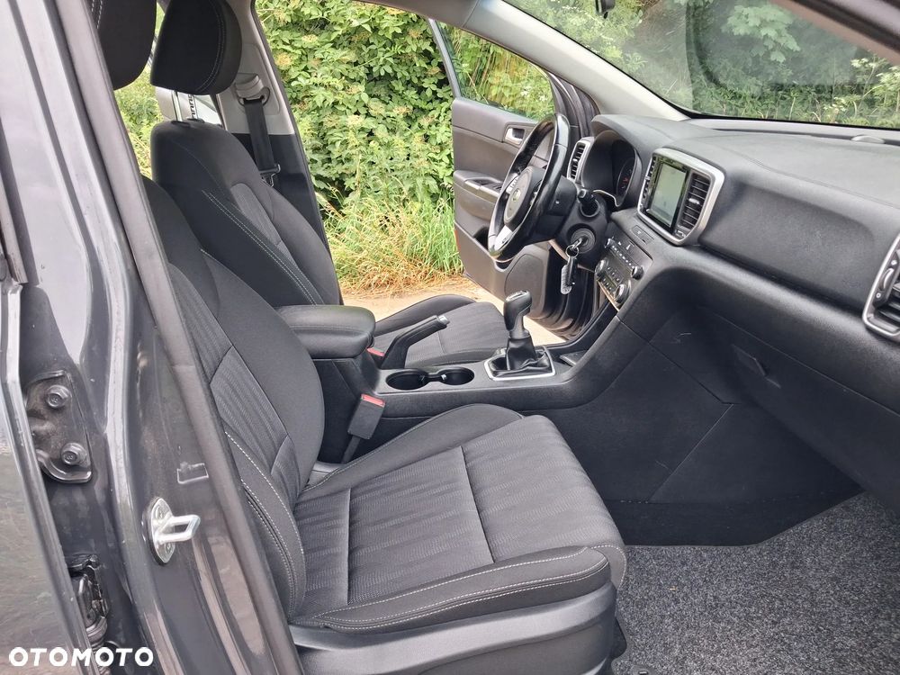 Kia Sportage 1.6 GDI 2WD Attract - 11