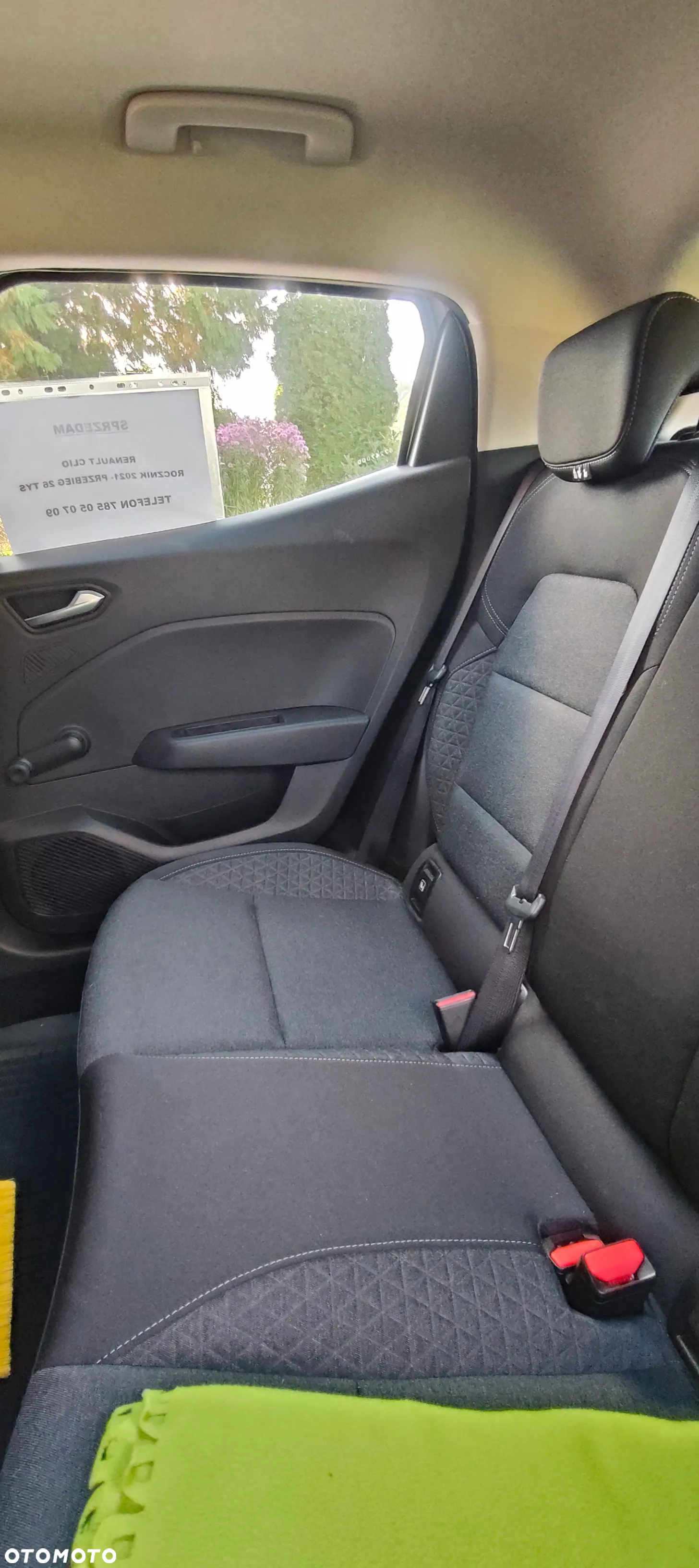 Renault Clio - 22