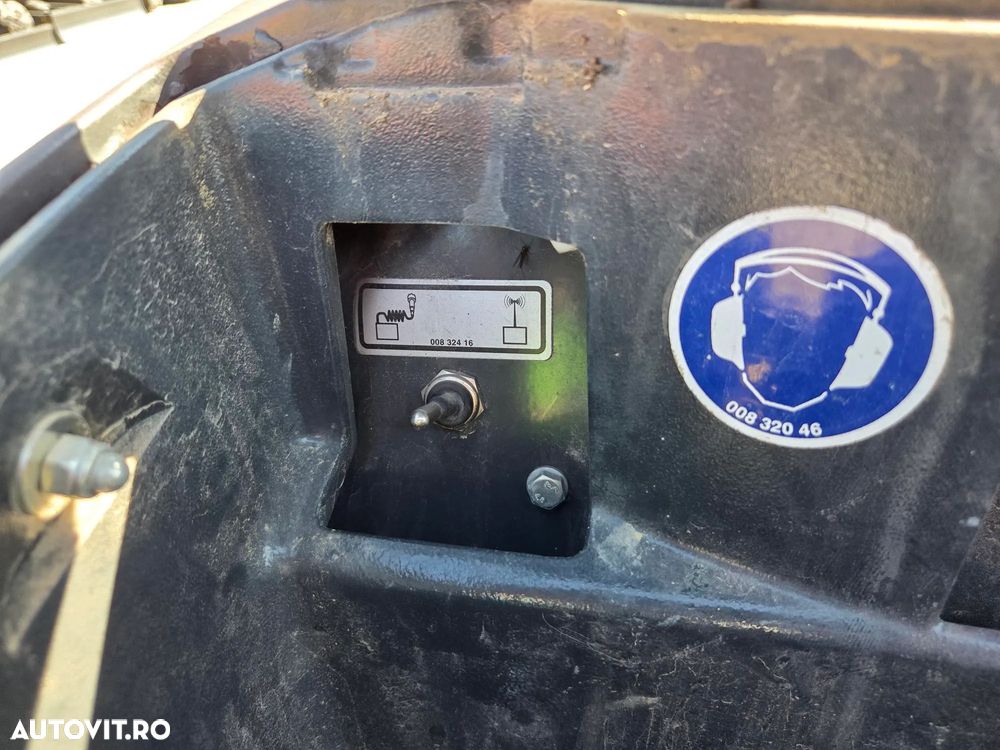 Bomag BOMAG 850, PICIOR DE OAIE, RADIOCOMANDA, latime tambur 0,8m, Masa operationala 1,5t, lungime 2m, motor Kubota 20CP, posibilitate leasing 4 ani, CA NOU-PROMOTIE 20.900 EUR+tva - 12