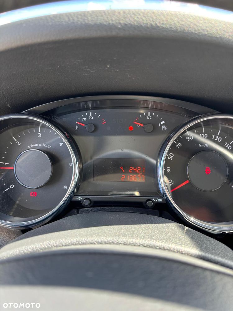 Peugeot 3008 2.0 HDi Active - 11