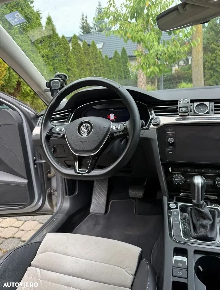 Volkswagen Passat Variant 2.0 TDI DSG Highline - 7
