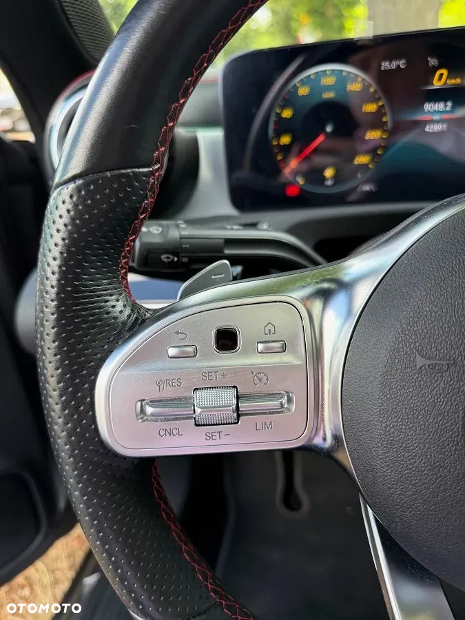 Mercedes-Benz CLA 200 AMG Line 7G-DCT - 21