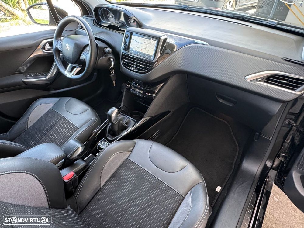 Peugeot 2008 BlueHDi 100 STOP & START Allure - 10