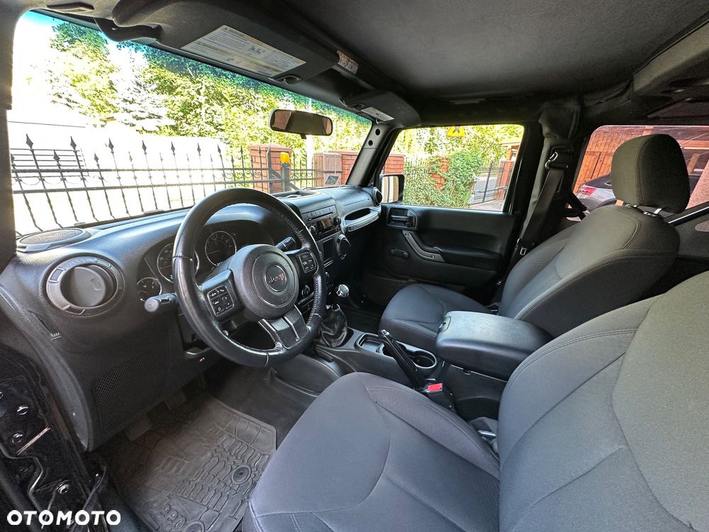 Jeep Wrangler - 9
