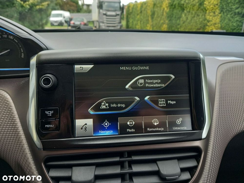 Peugeot 2008 1.6 VTi Allure - 35