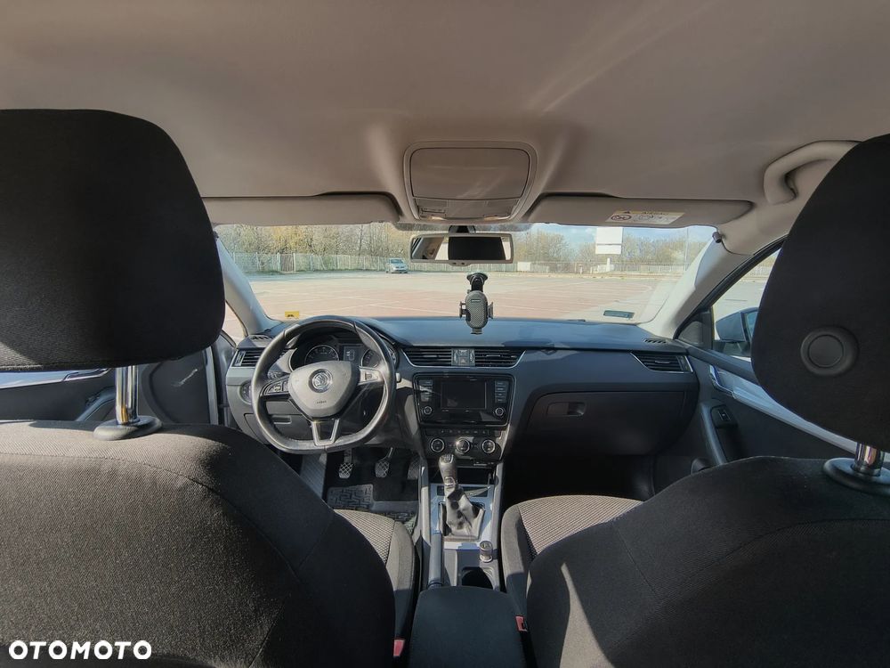 Skoda Octavia 1.4 TSI Ambition - 17