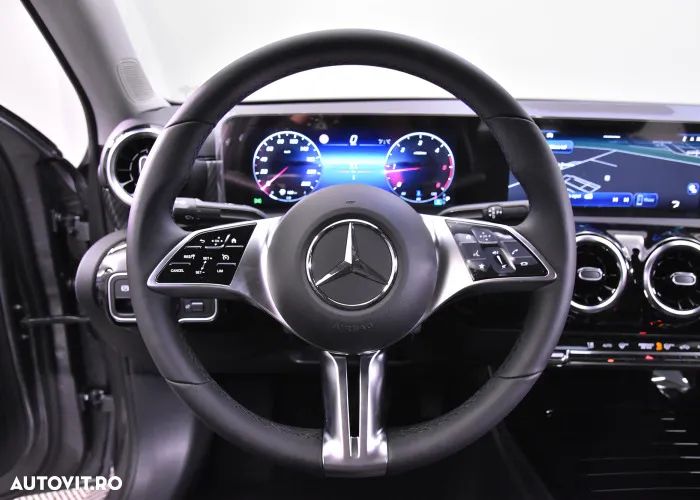 Mercedes-Benz A 220 d 4Matic 8G-DCT - 13