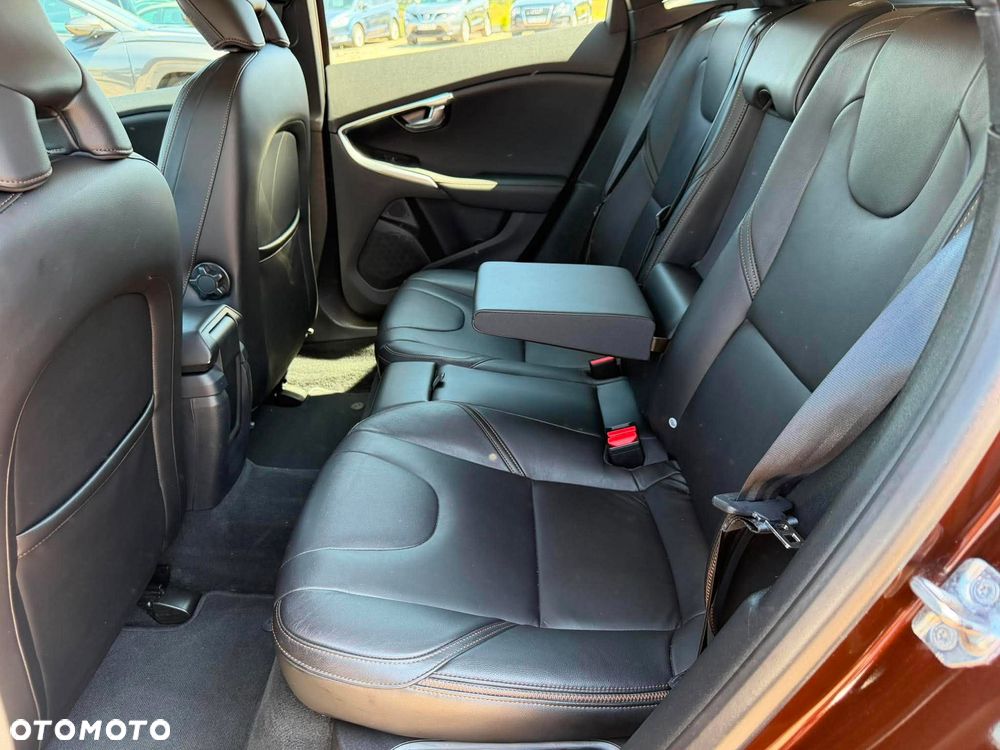 Volvo V40 Cross Country D3 Geartronic - 24