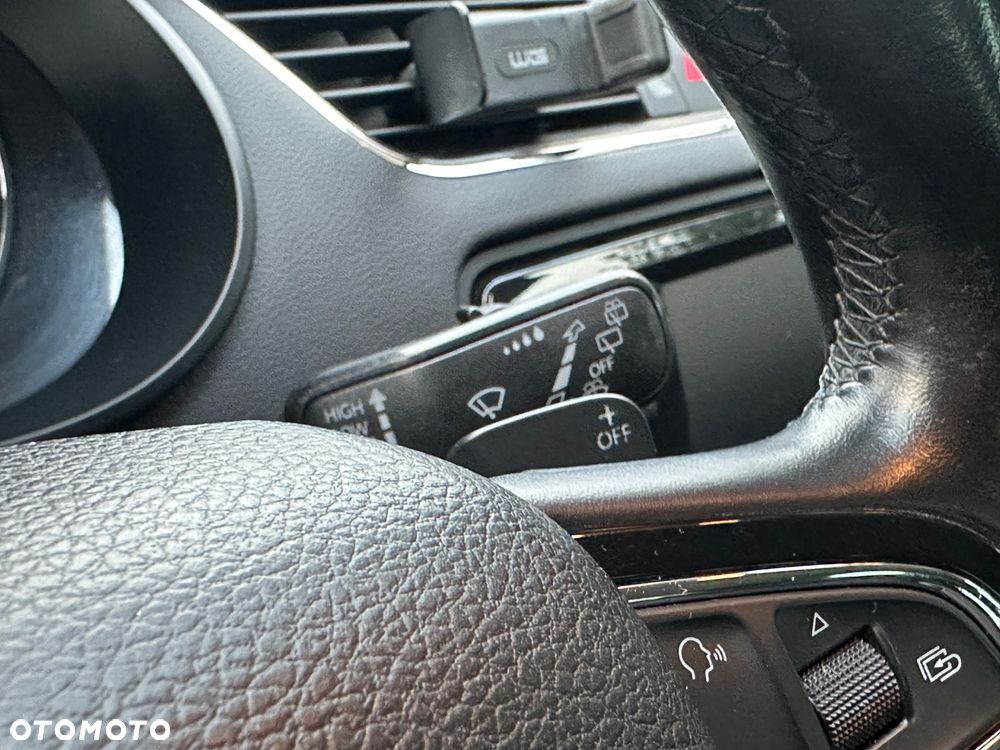 Skoda Octavia 2.0 TDI Elegance DSG - 11