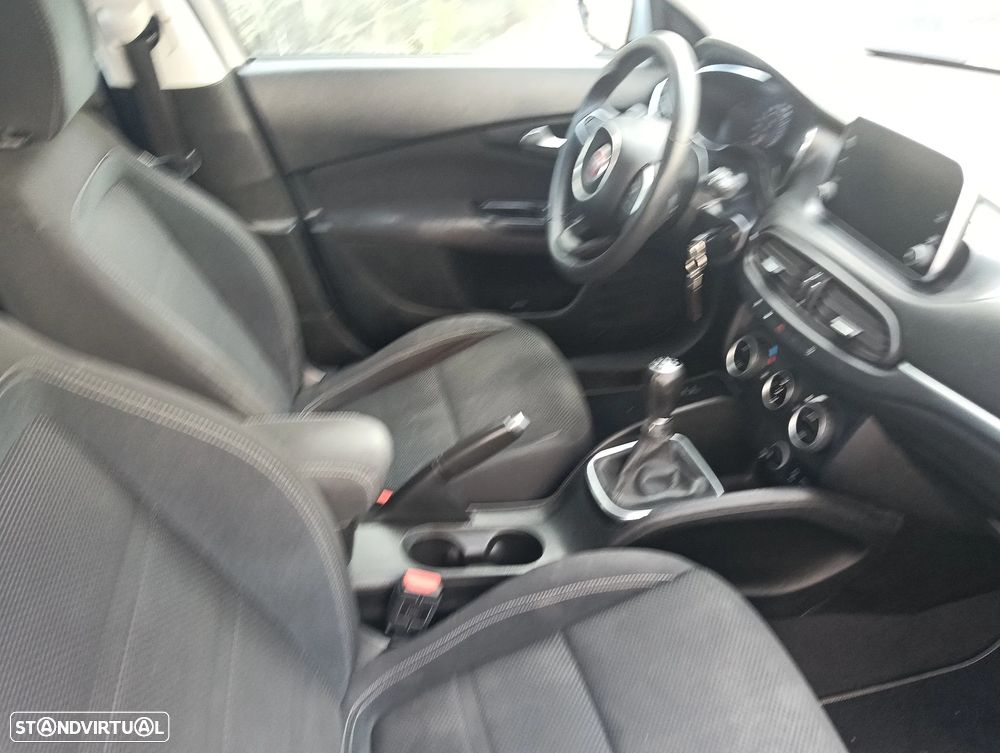 Fiat Tipo Station Wagon 1.3 M-Jet Lounge Tech J17 - 13