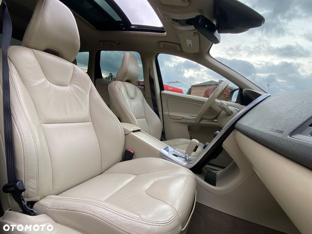 Volvo XC 60 T6 AWD Summum - 17