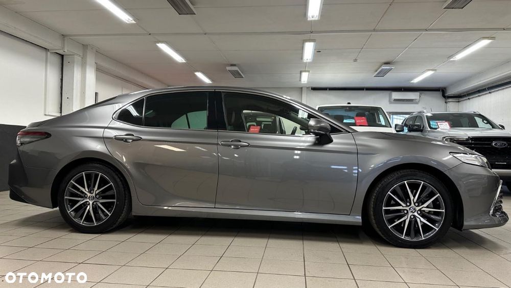 Toyota Camry 2.5 Hybrid Executive CVT - 4