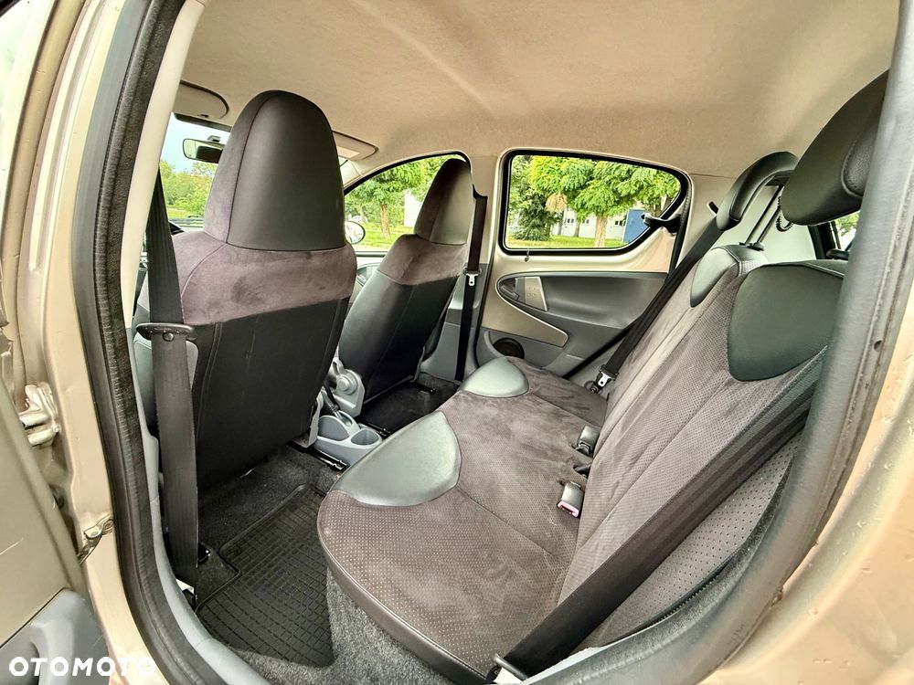 Toyota Aygo Multi Mode ckIN2U - 18