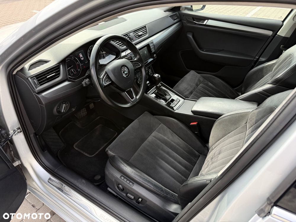 Skoda Superb 2.0 TDI Ambition DSG - 6