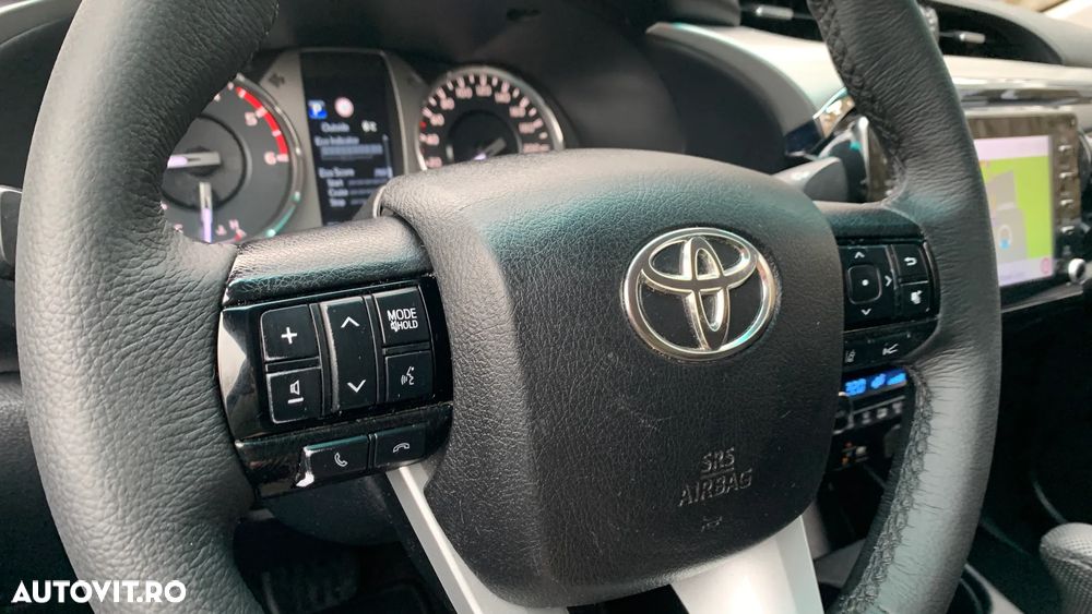 Toyota Hilux 2.8D 204CP 4x4 Double Cab AT Executive Color Edition - 13