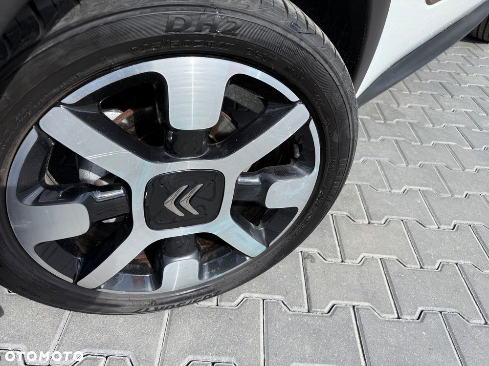 Citroën C4 Cactus 1.2 PureTech Shine - 22