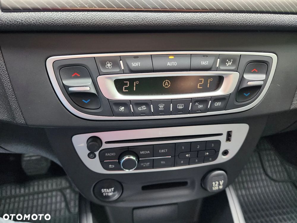 Renault Megane 1.6 16V 100 Paris - 32