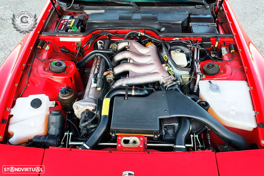 Porsche 944 Turbo S - 31