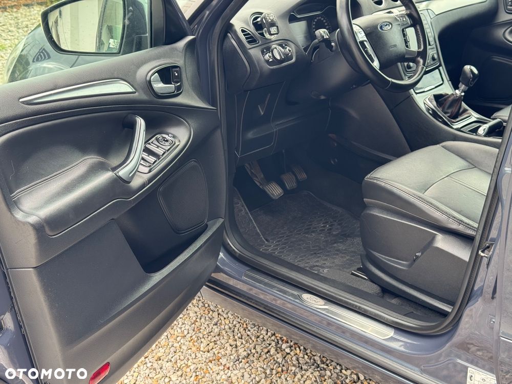 Ford S-Max 2.0 TDCi DPF Titanium - 24