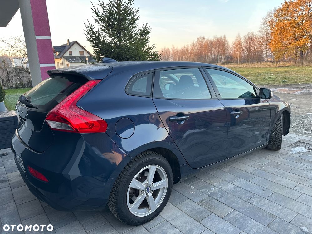 Volvo V40 D2 Kinetic - 2