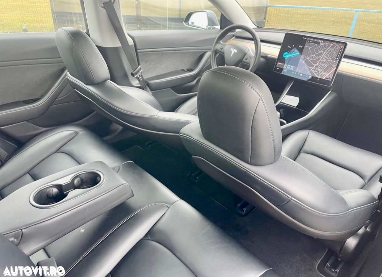 Tesla Model 3 AWD Long Range - 9
