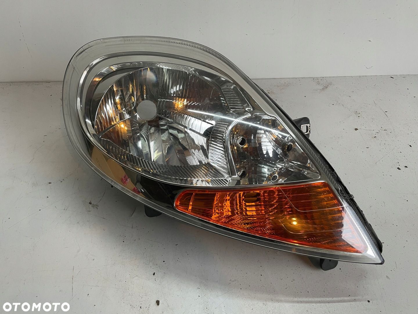 Renault Trafic lampa prawa przód 8200701353 - 1