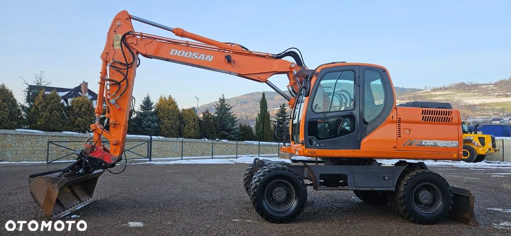 Doosan DX 160 W