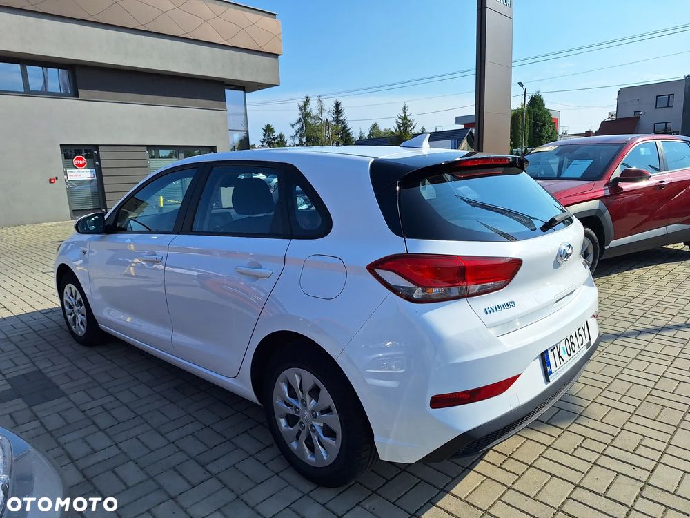 Hyundai i30 1.5 DPI Classic + - 3
