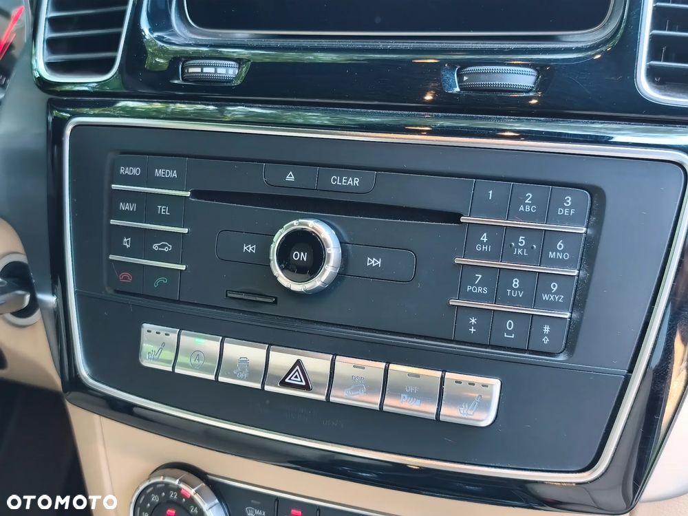 Mercedes-Benz GLE 250 d 4-Matic - 25
