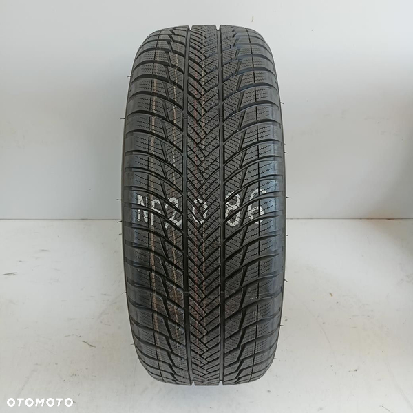 Opona 225/60/17 Bridgestone LM001 (NF286)