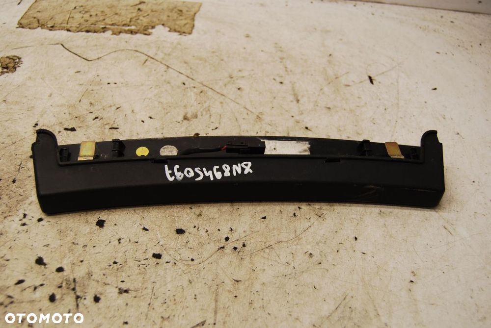 TRZECIE ŚWIATŁO STOP 8N8945097A AUDI TT - 6