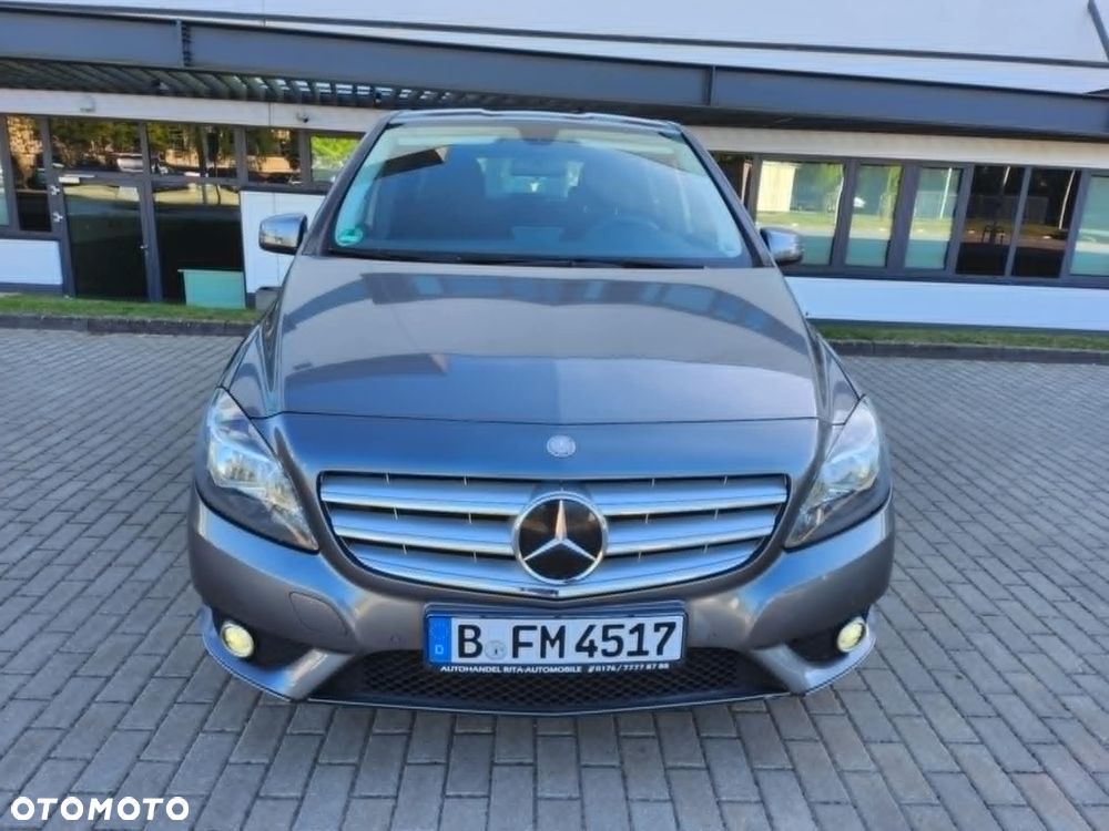 Mercedes-Benz Klasa B 180 (BlueEFFICIENCY) 7G-DCT - 3