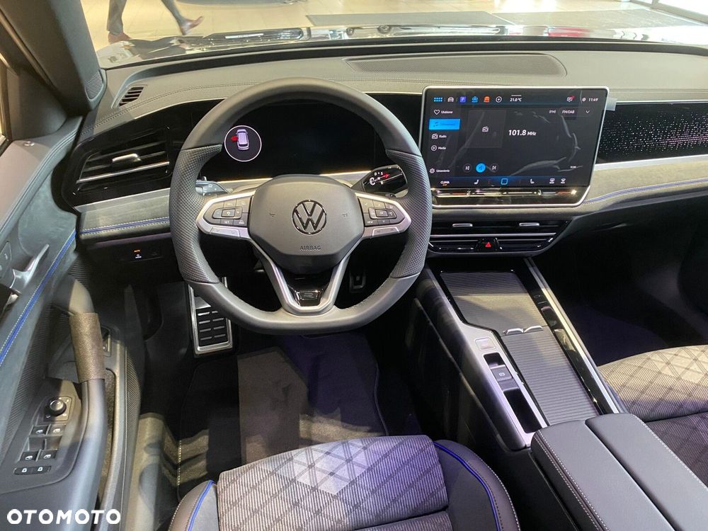 Volkswagen Passat Variant 2.0 TSI R-Line Plus DSG - 12