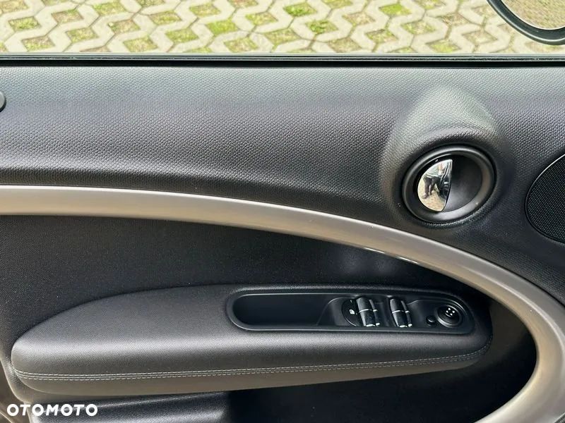 MINI Countryman One D - 17