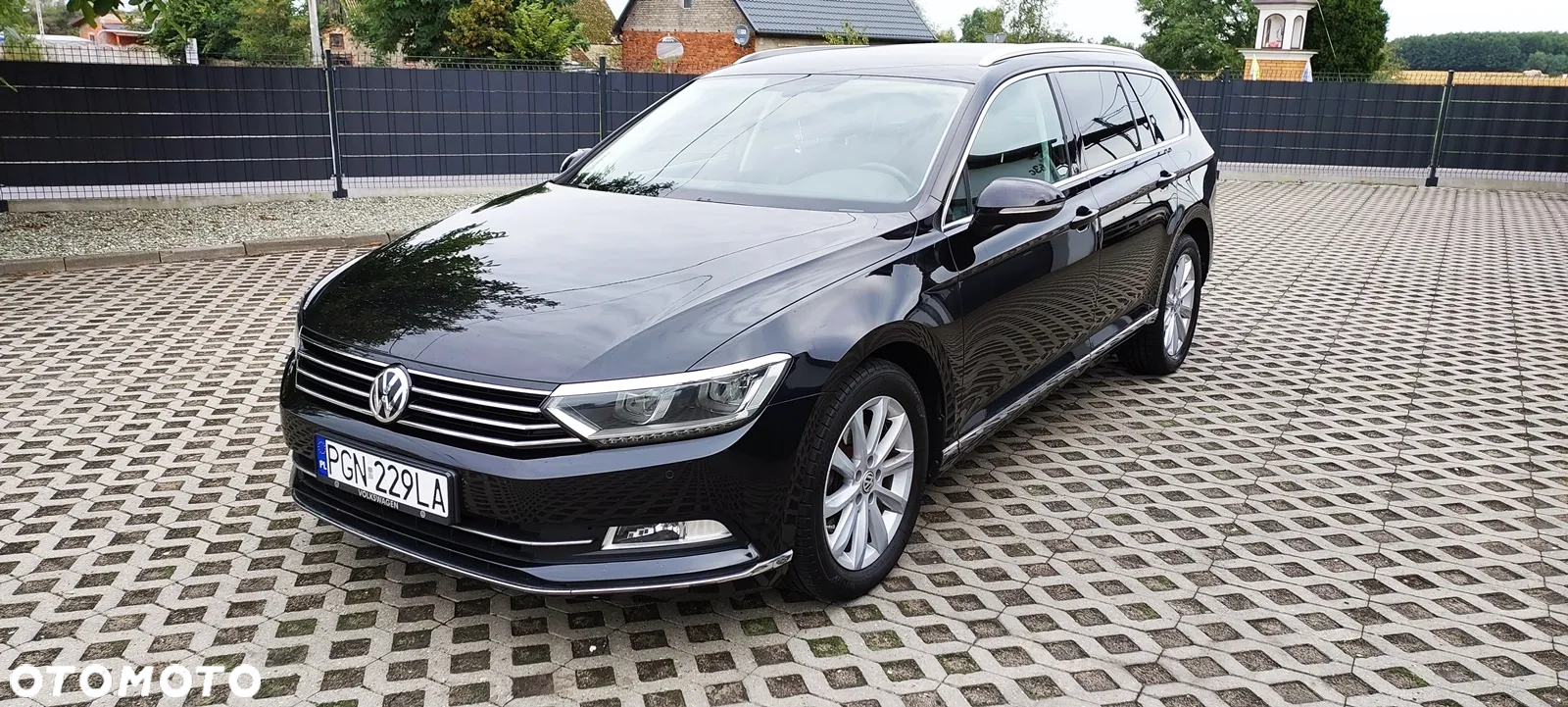 Volkswagen Passat - 16