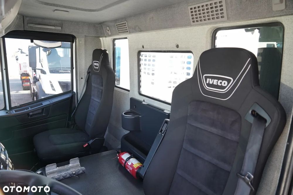 Iveco STRALIS 460 / 6X2 / SKRZYNIOWY 8,1 m + HDS FASSI. F185 MAX UDŹWIG 5 500 KG / STEROWANIE RADIOWE / ROTATOR / - 30