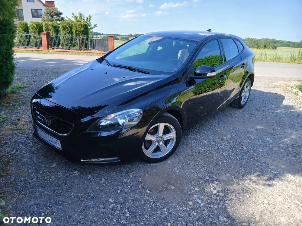 Volvo V40 D2 - 2