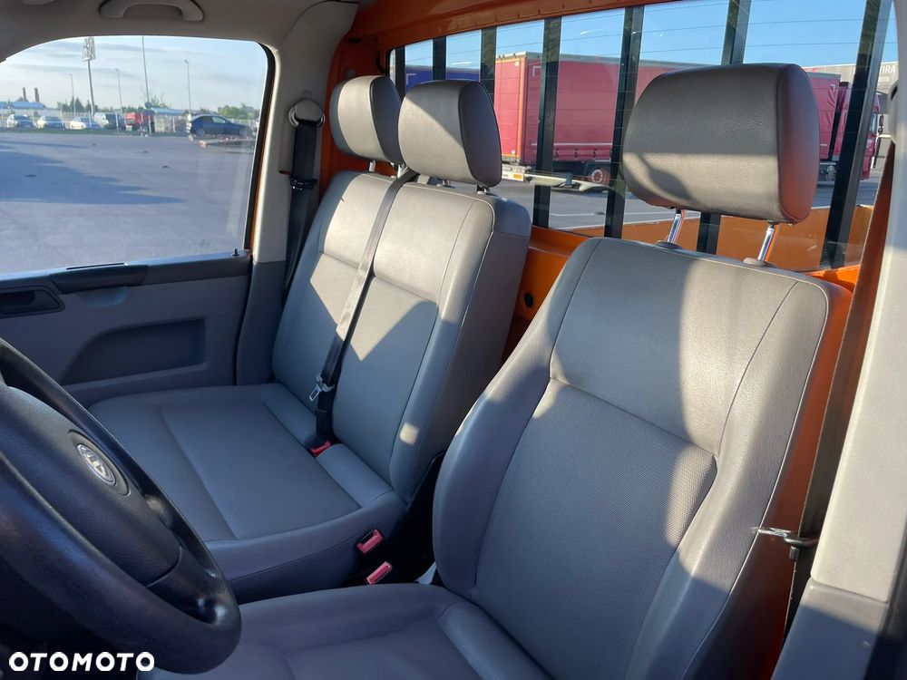 Volkswagen T5 - 22