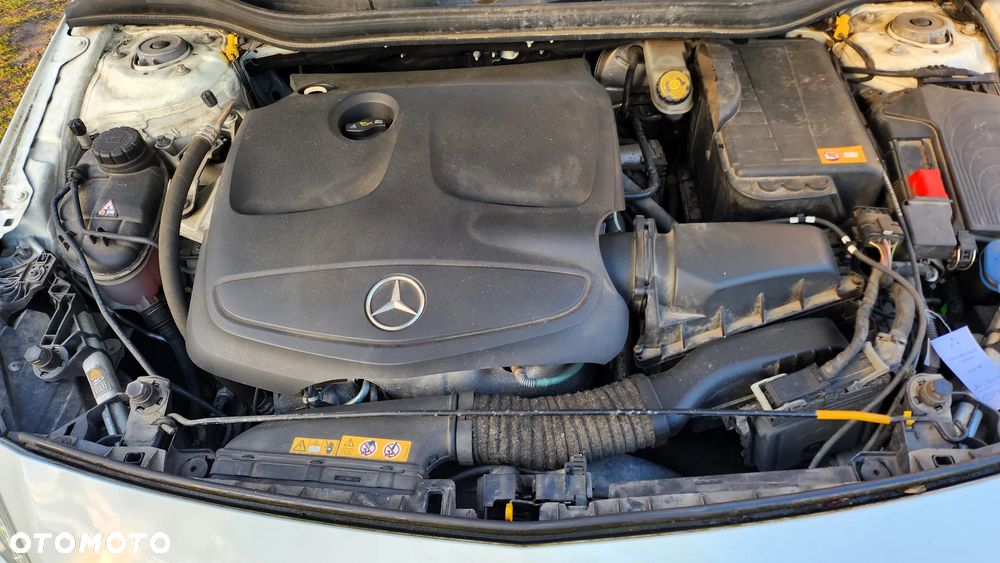 Mercedes-Benz Klasa A 180 AMG Line - 22