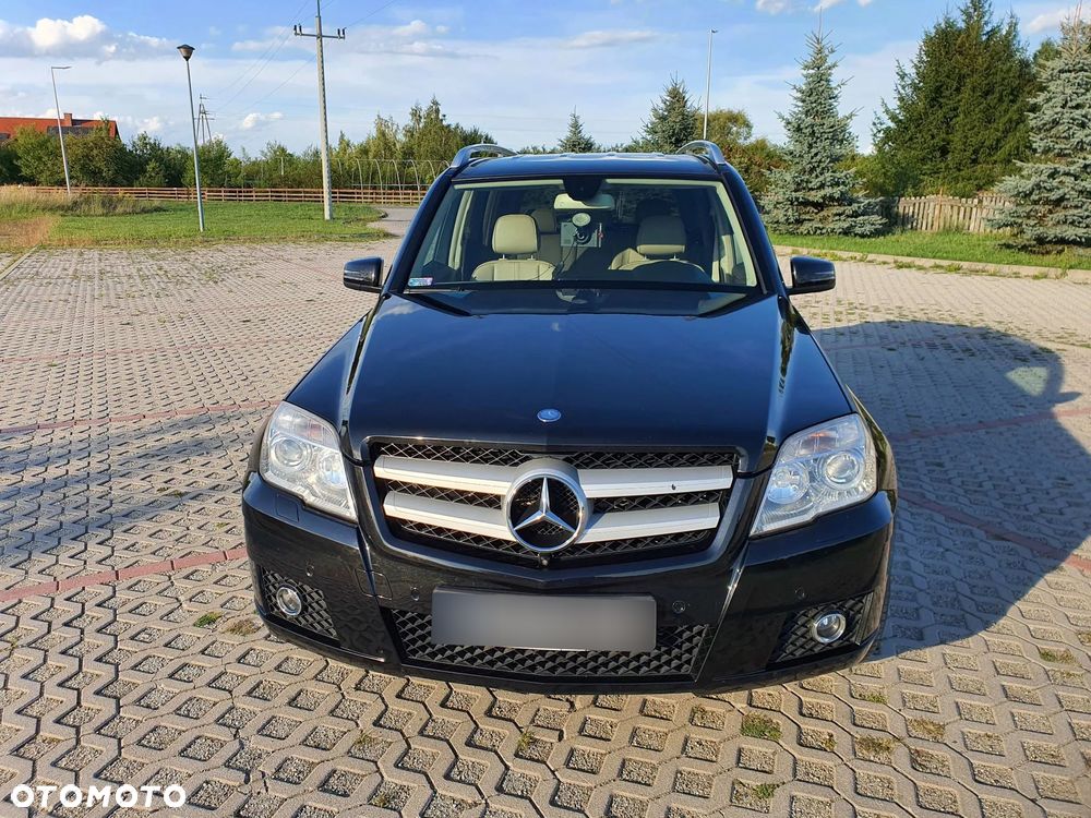Mercedes-Benz GLK - 2