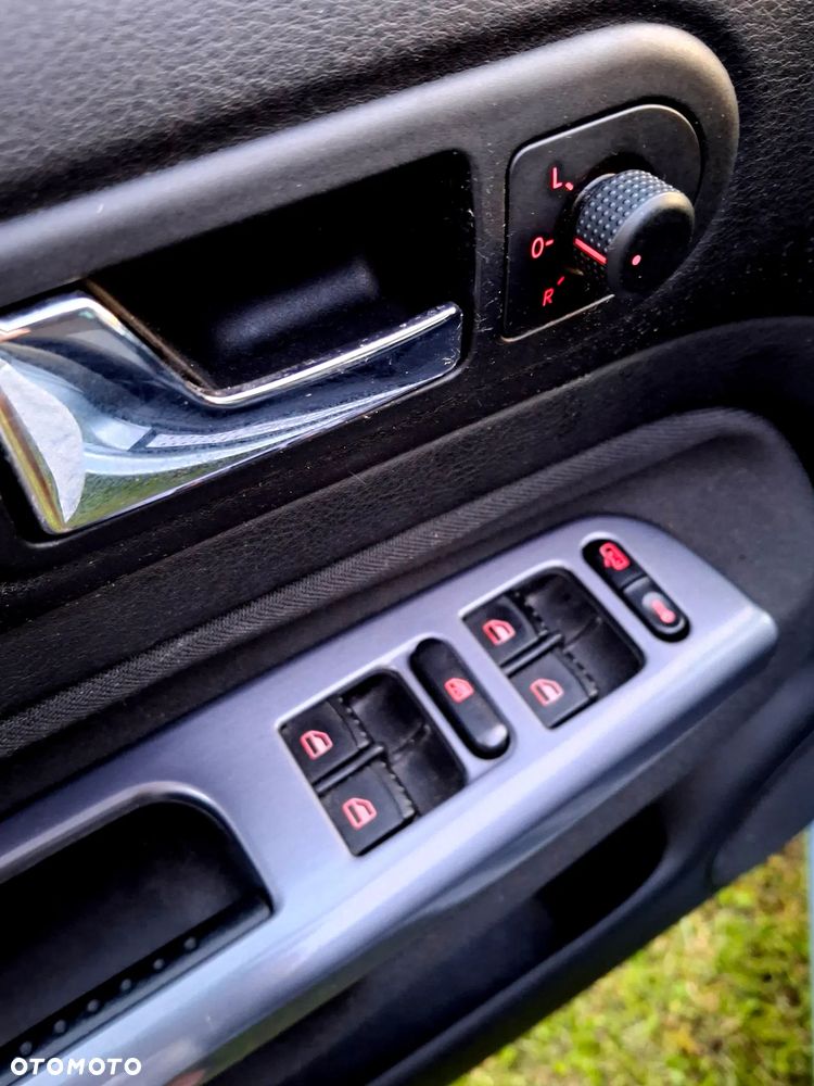 Volkswagen Golf - 15