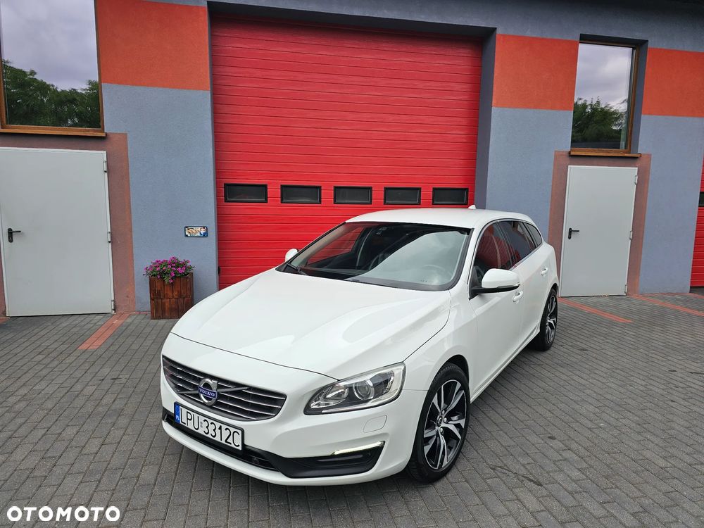 Volvo V60 D2 Drive-E Momentum - 14