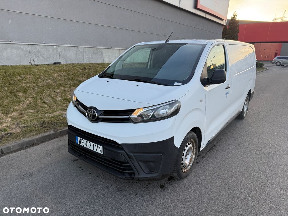 Toyota Proace - 10