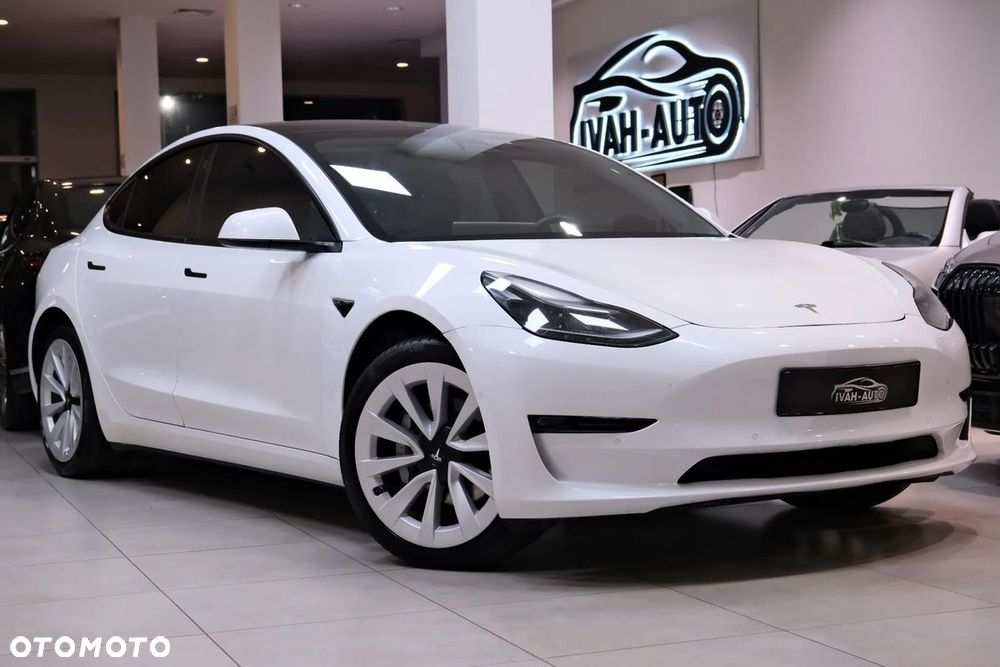 Tesla Model 3 Standard Range Plus - 2