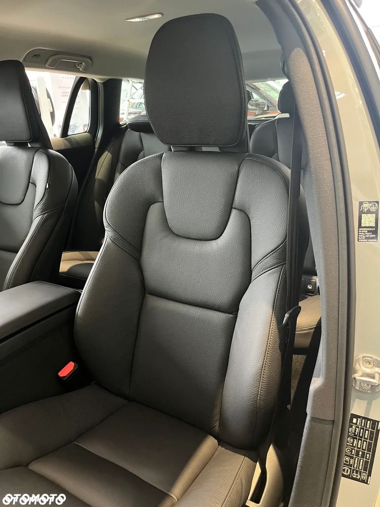 Volvo V60 B4 B Plus Dark - 9
